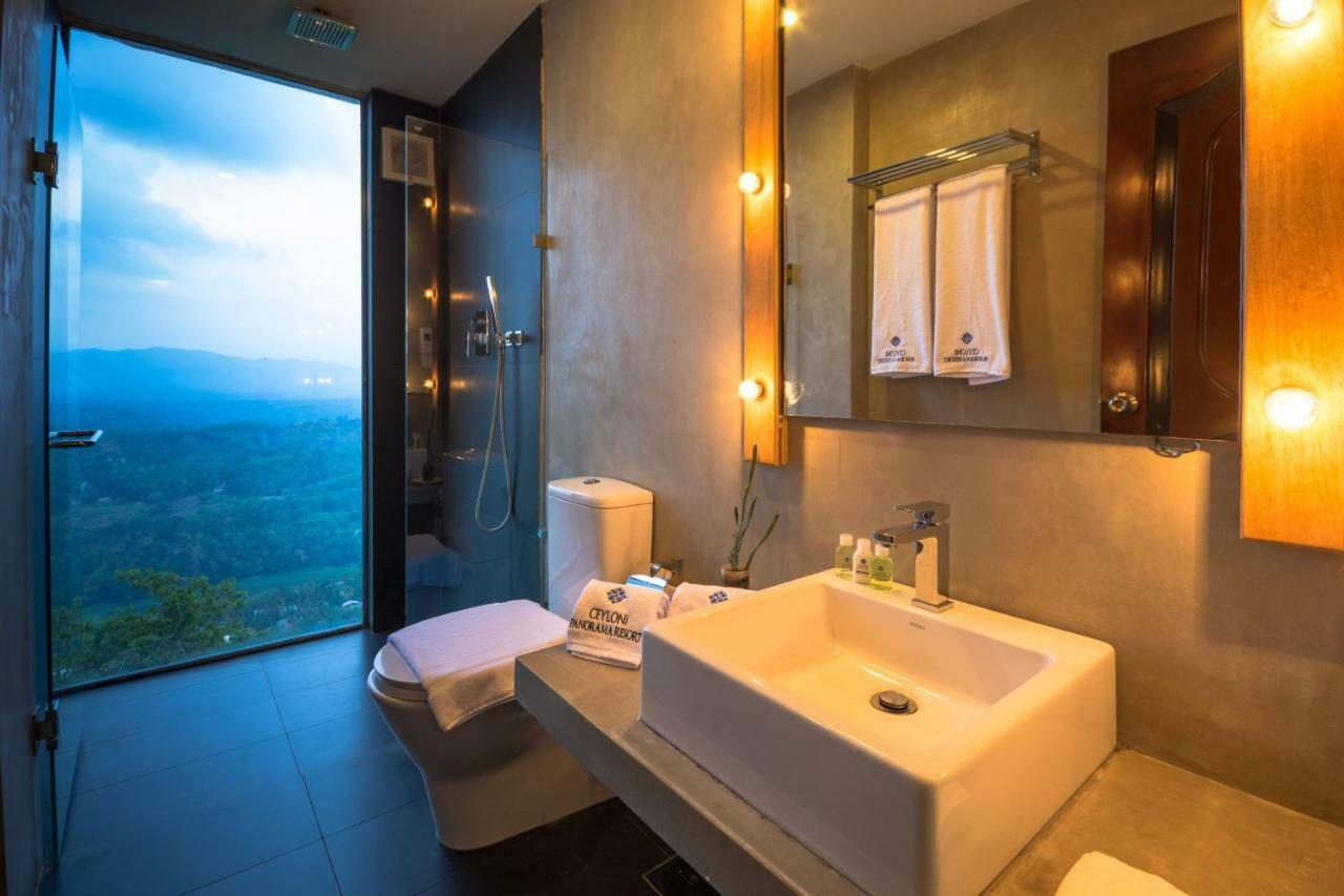 Ceyloni Panorama Resort Kandy Exterior foto