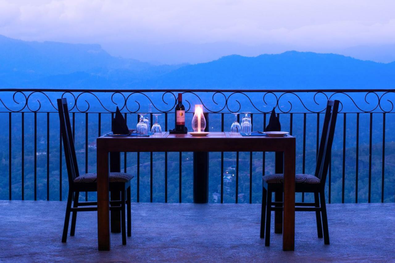 Ceyloni Panorama Resort Kandy Exterior foto